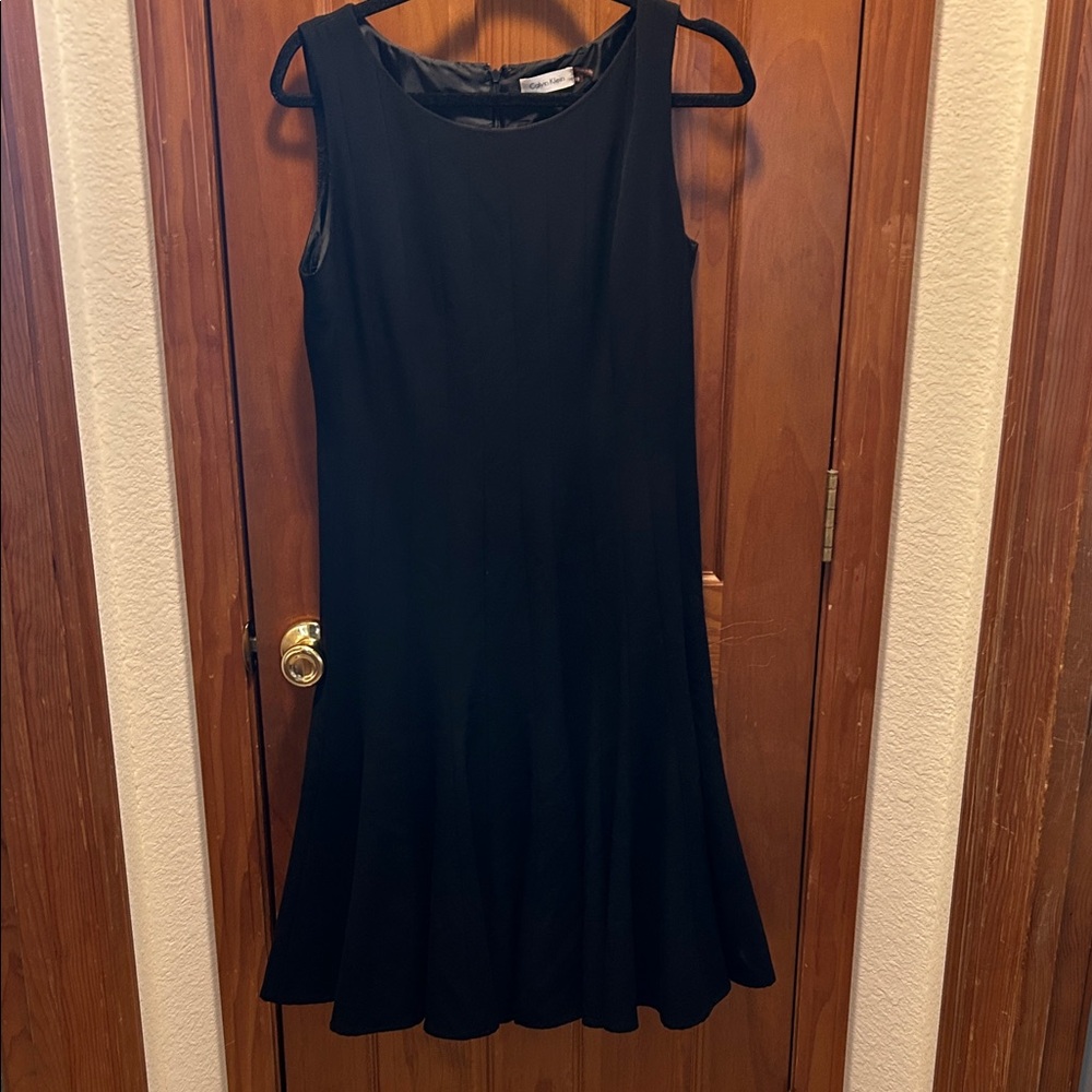 Calvin Klein Black Sleeveless Flared Midi Dress